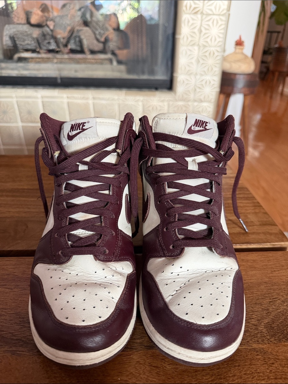 Nike Dunk High "Burgundy Crush" sneakers Size 9